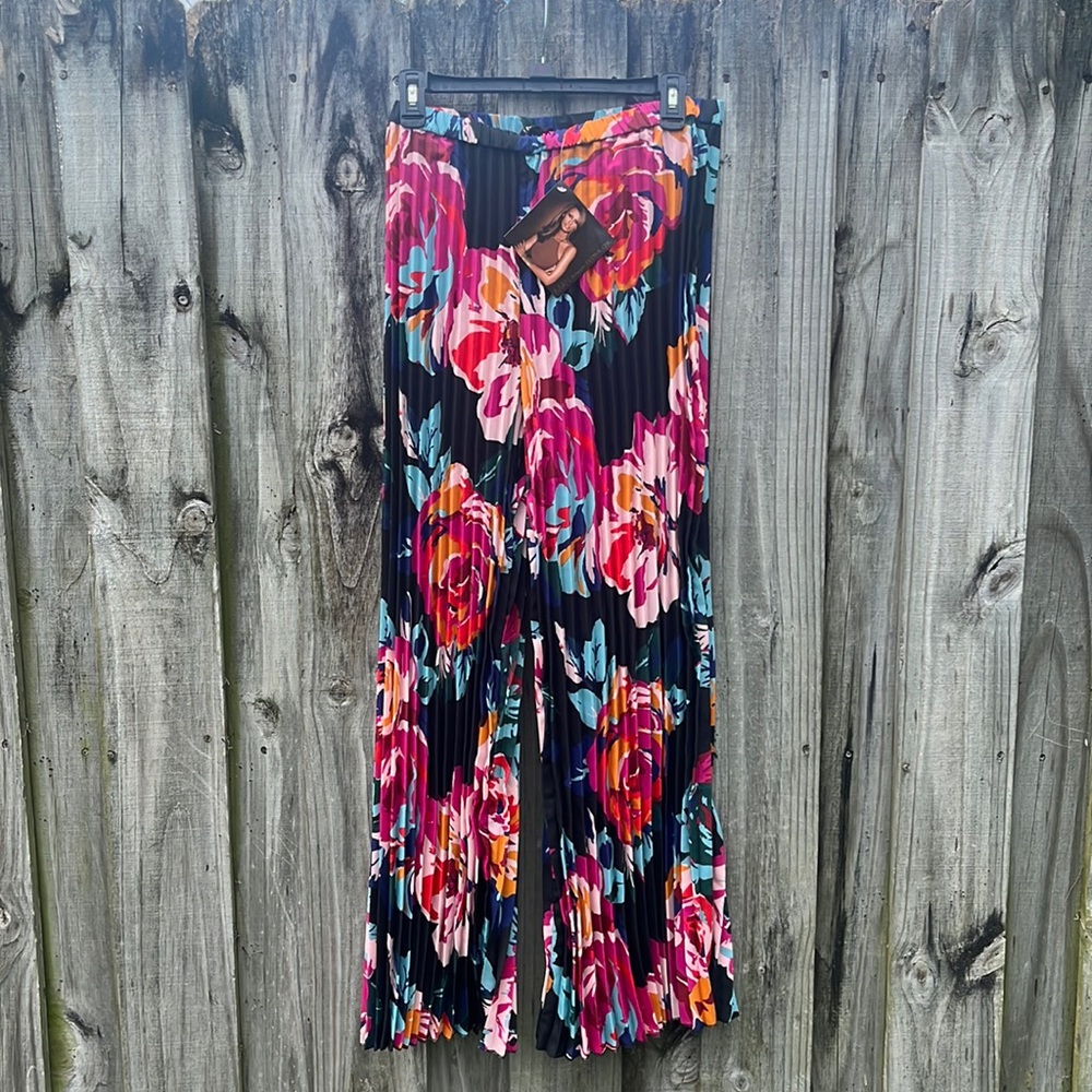 Iman Accordian Pleated wide leg Pants